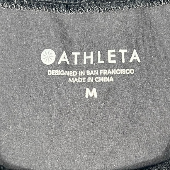 Black Athleta Zephyr Tank Top Women’s Medium Silky Shell Featherweight Stretch - Picture 4 of 9
